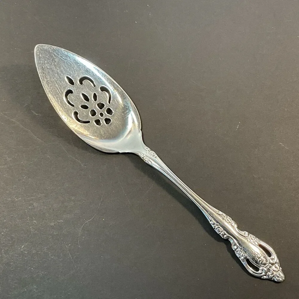 Oneida BRAHMS Pierced Cake Pie Server Stainless Serving Flatware Silverware